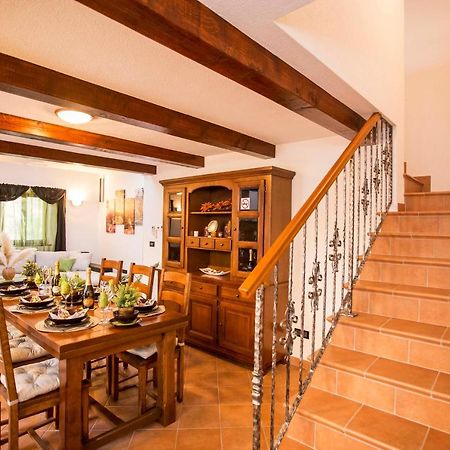 Holiday House Alex ロヴィニ エクステリア 写真